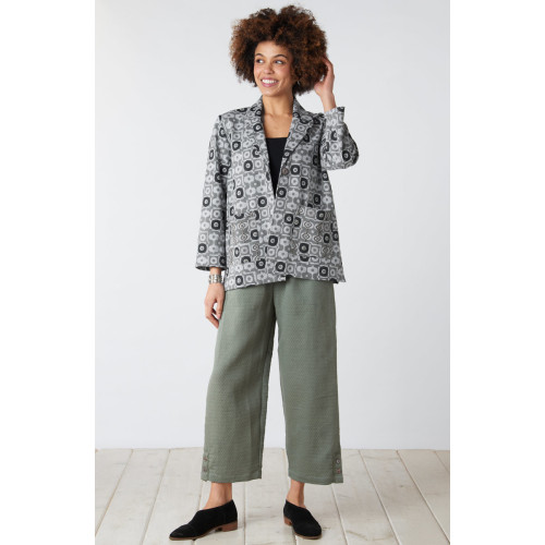 Kesari Matelassé Pull-On Crop Pant - Herb